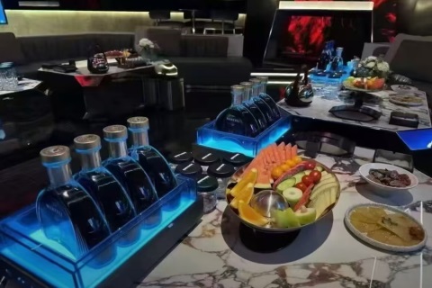 霞浦啦蹦LABOOM酒吧招聘,霞浦啦蹦LABOOM酒吧,公司优待期待联系共前行